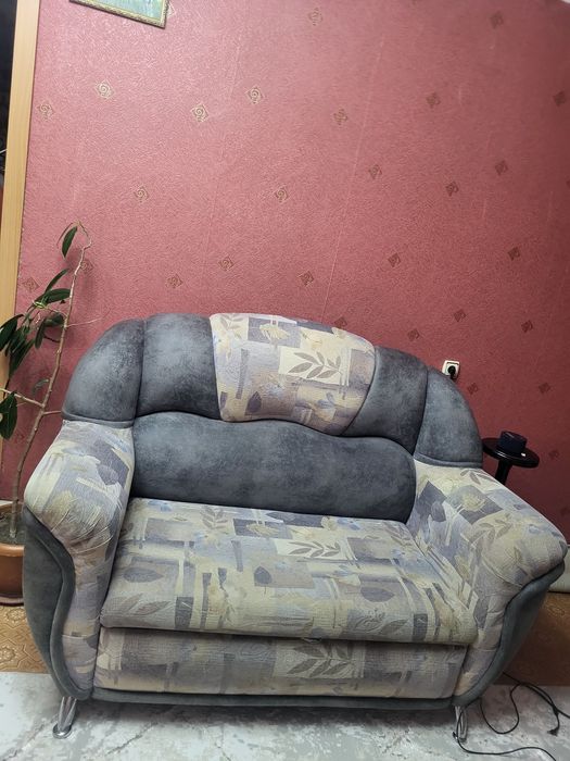 Продам мини диван в отличном состоянии