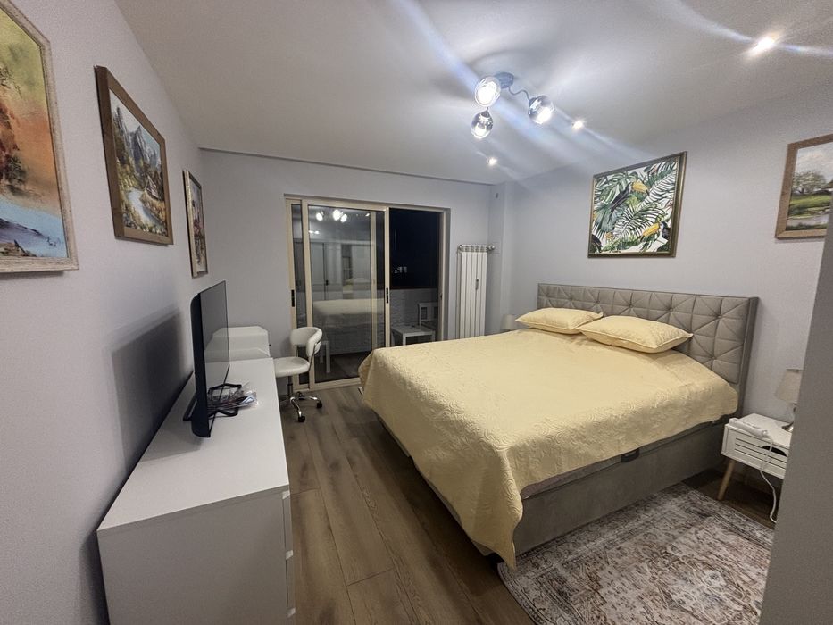 Обзаведен четристаен апартамент.Овча супел 1 м.Мизия.