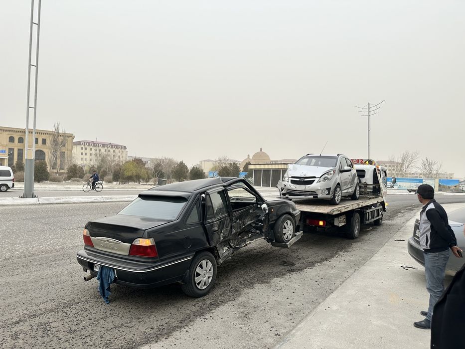 Evakuator 24/7 Эвакуатор 24/7