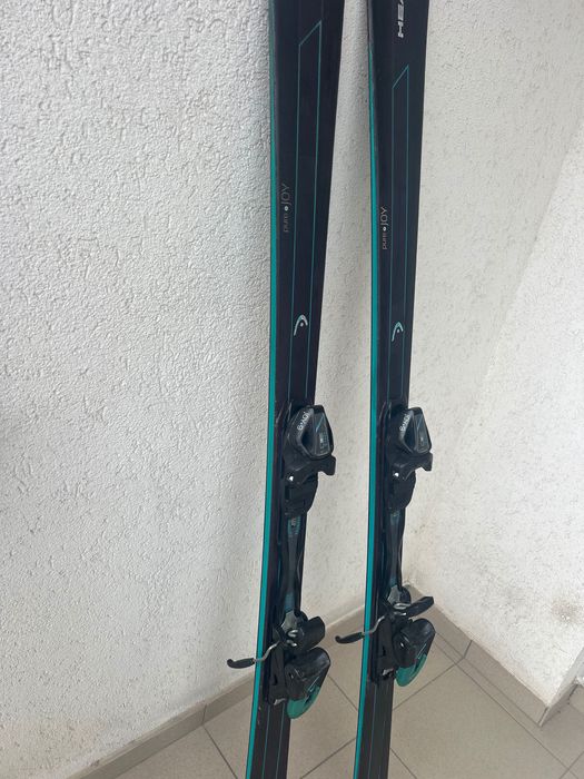 Vând Skiuri HEAD Pure Joy (163 cm)