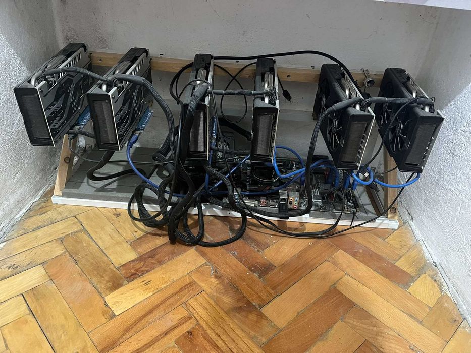 4 бр Mining Rig ( копачка ) с 4GB видео карти