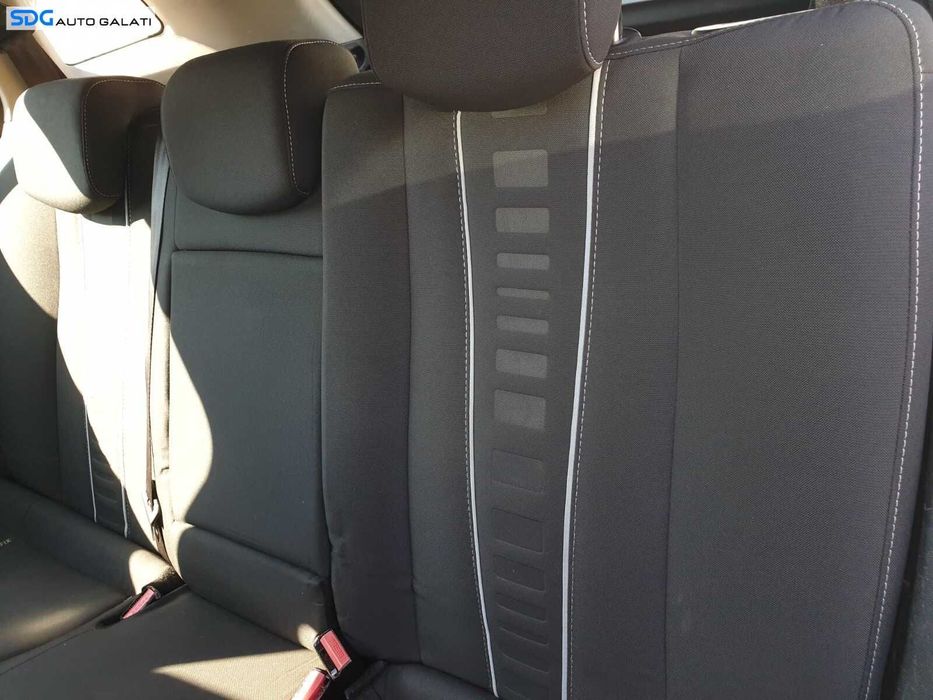 Interior Textil Scaun Fata Dreapta Bancheta Sezut cu Spatar Textil Fara Incalzire Renault Megane 3 Grandtour 2008 - 2015 [C1641] [C1643]