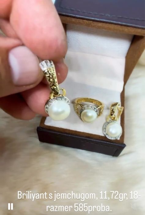 Elegantniy komplet jemchug s brilyantami, 11,72gr 585proba 18-razmer