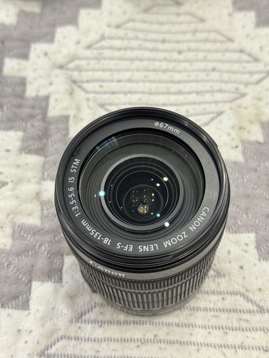 Обьектив Canon 18-135mm