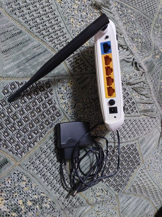 Продам роутер TP-Link WR740N