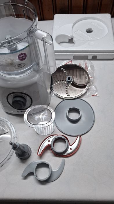 Кухненски робот Bosch  MultiTalent , 800W,2.3л