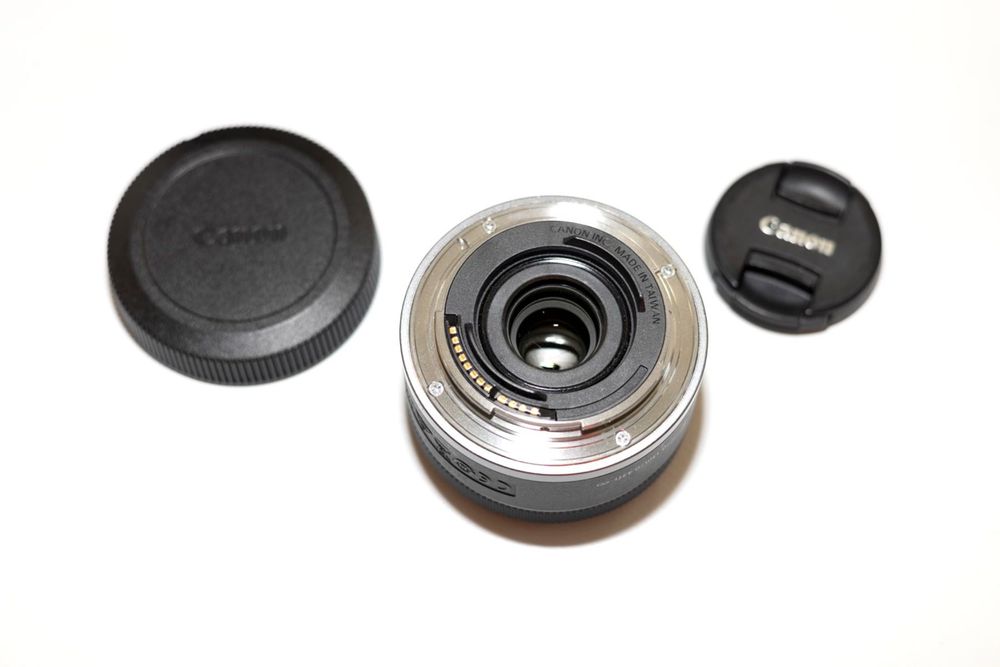 Obiectiv Canon RF 16mm f/2.8 STM
