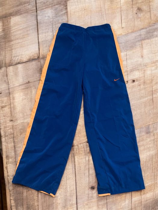 Оригинални ретро дамски панталони Nike