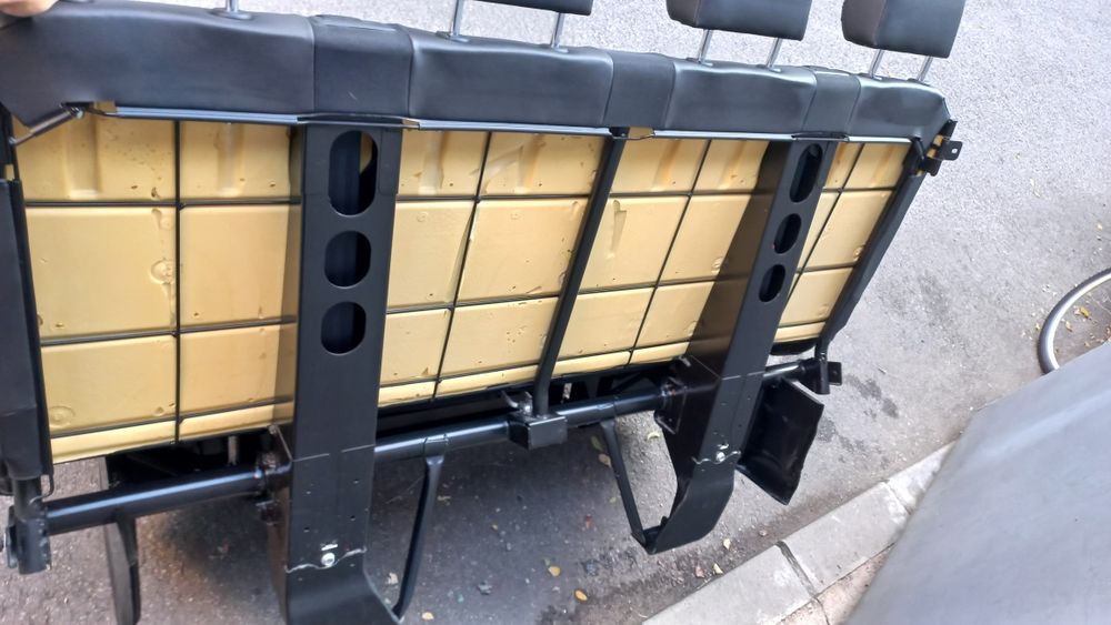 Vând banchetă spate Doka MAN TGE II ,Sprinter, Crafter 2010-2025