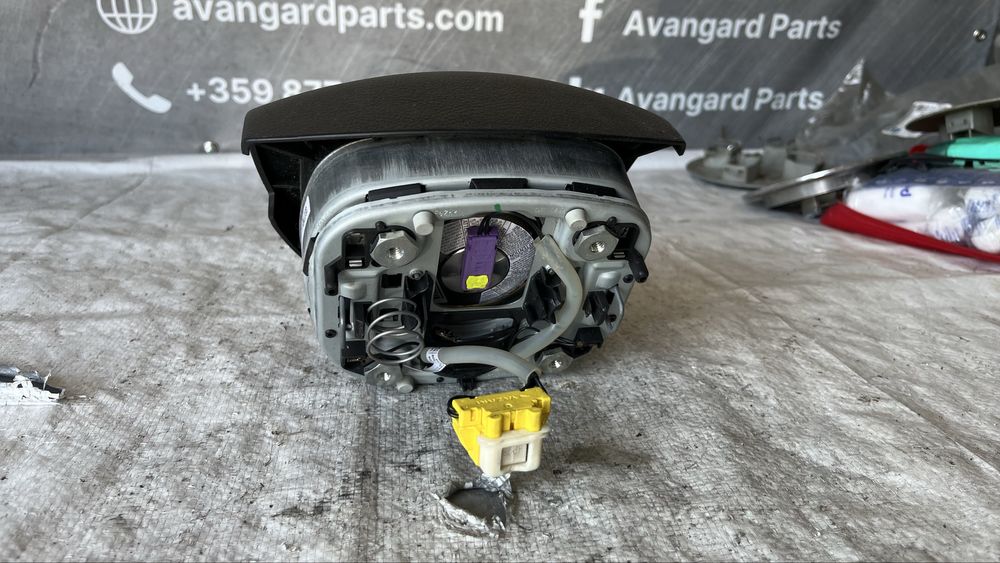 2 броя Еърбег VW Golf 5