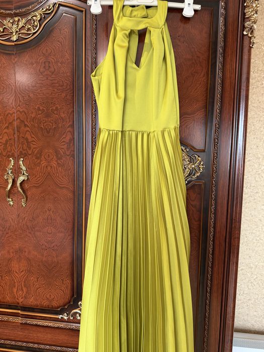 Дамски официални рокли