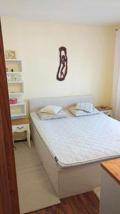 Inchiriez garsoniera