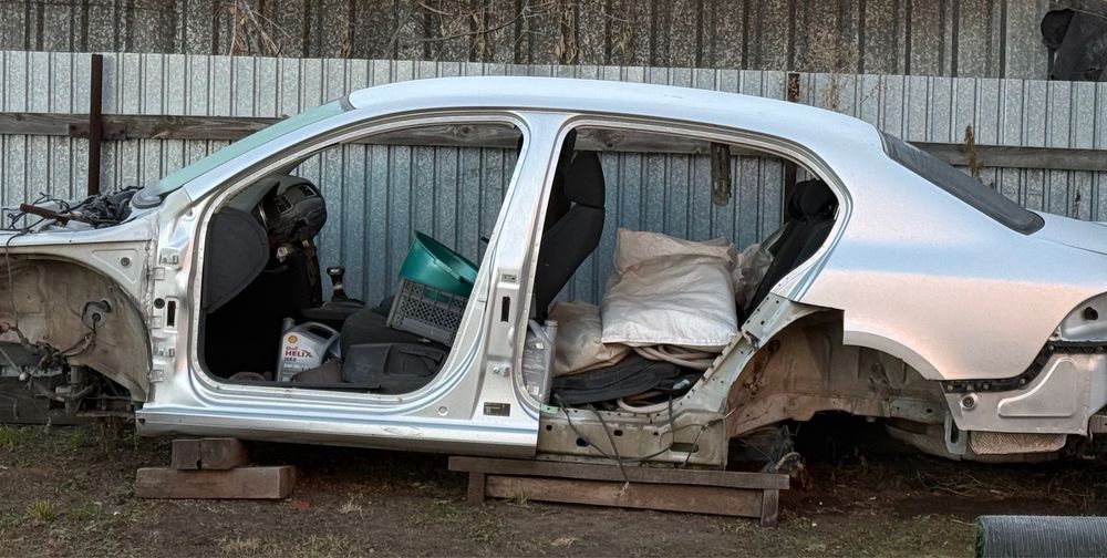 Продам на разбор Шкода Суперб