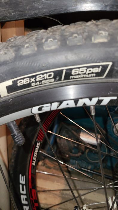 Продам Велосипед GIANT