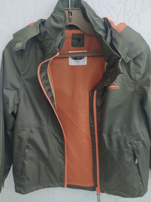 Детско есенно яке  размер 122/128