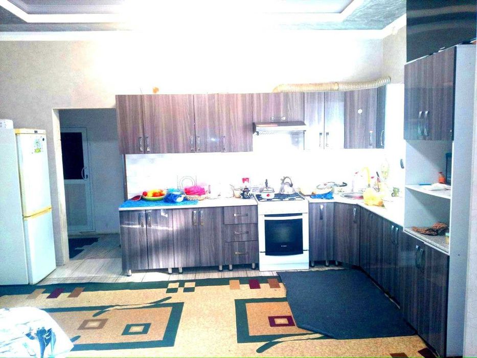 ТТЗ атрофида Ховли сотилади 4 хона 4.2 сотик ! ТТЗдан 2 км Кадирлик