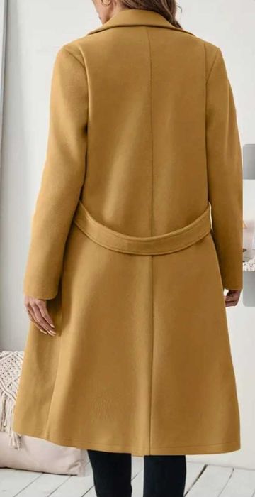 Дамско дълго жълто палто