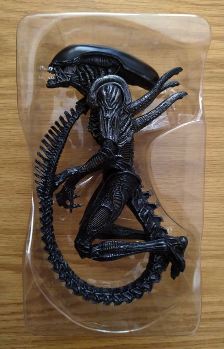 Екшън фигура NECA AvP Warrior Alien