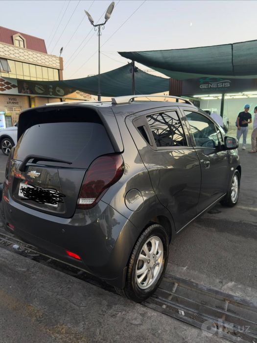 Spark 4 avtomat 2019 yil 137.000 km