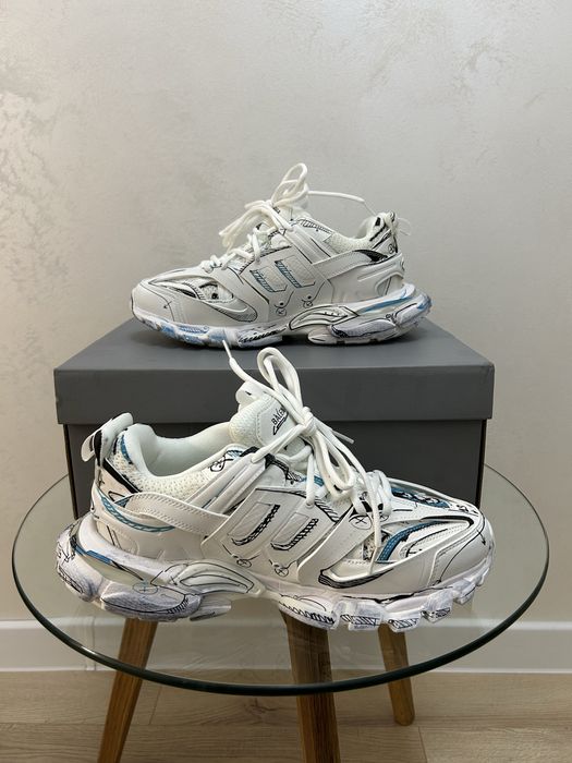 Balenciaga Track