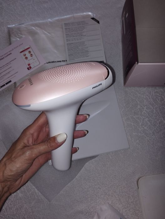 Фотоепилатор PHILIPS LUMEA