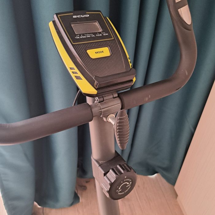 Vând bicicleta de camera