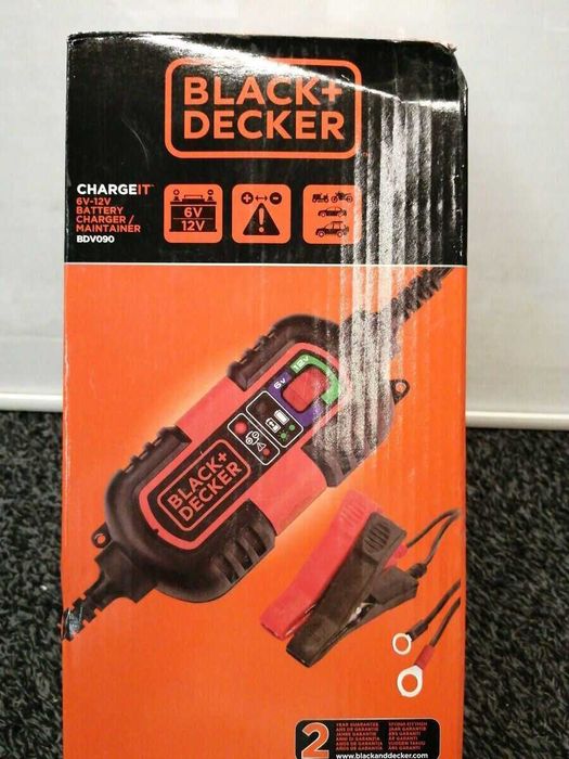ново зарядно устройство за акумулатори Black+Decker