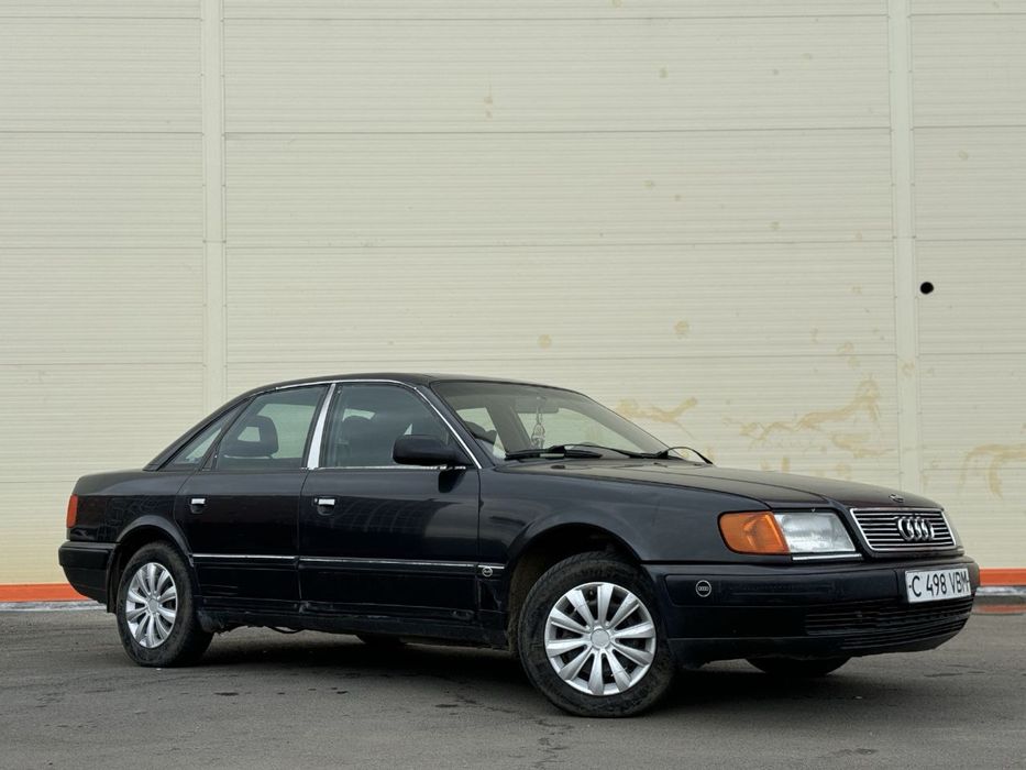 Продам Audi 100 C4