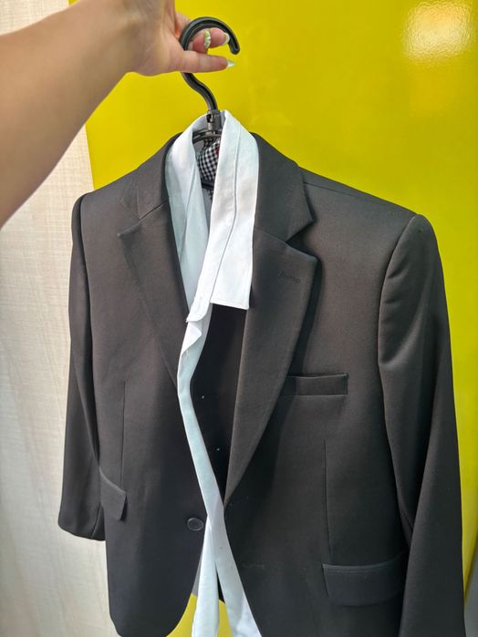 Децки черен костюм