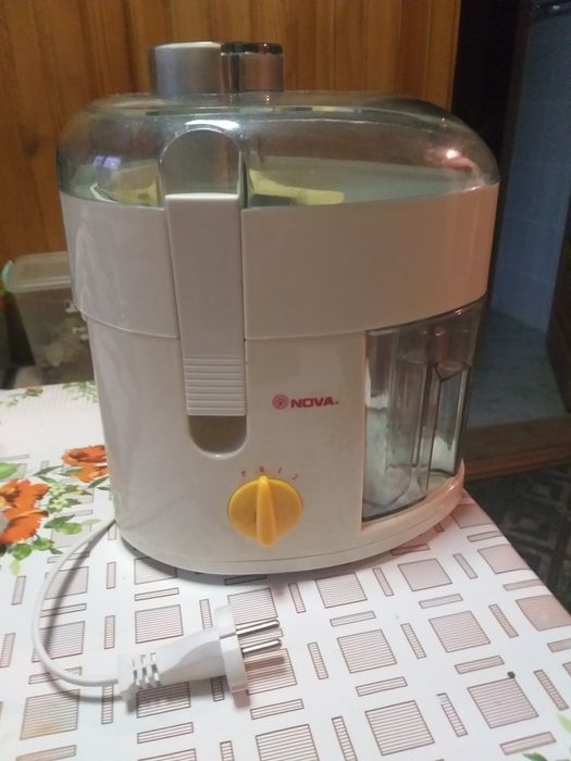 Продам соковыжималку