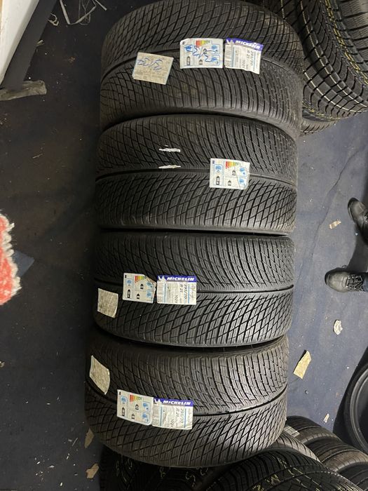 4 Anvelope Noi de iarna Michelin 295/30/21 dot 2020