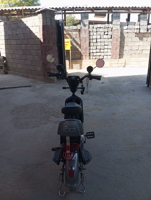 Скутер ск8 продам
