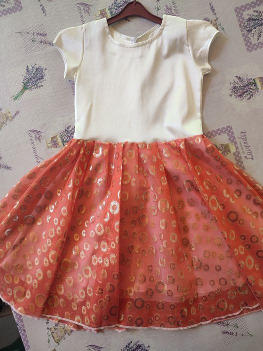 Официални детски роклички и облекла