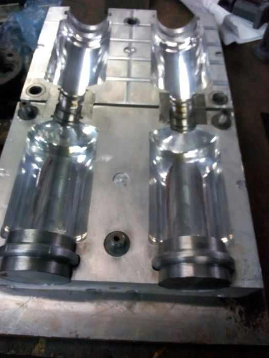 Пресс формы для ПЭТ бутылкам. PET Baklajka