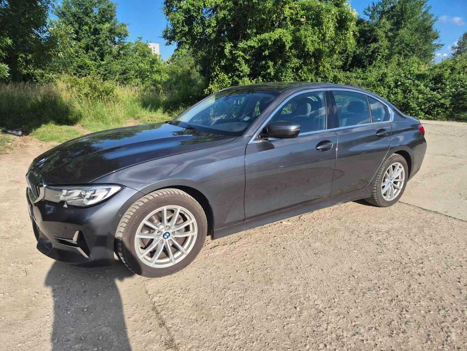 BMW 320d Xdrive Седан
