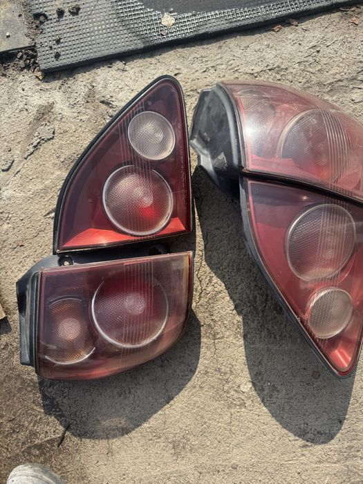 Lexus rx300 оригинал фонари комплект