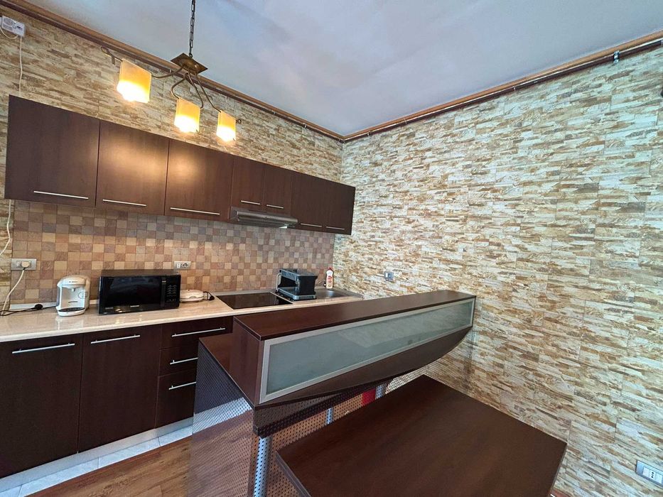 Garsoniera statiunea Mamaia, langa hotel Regal