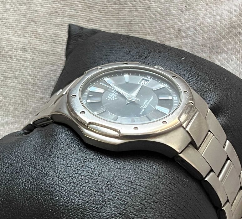 Ceas Lorus Sports Titanium Seiko VX42 100m rezistent titan