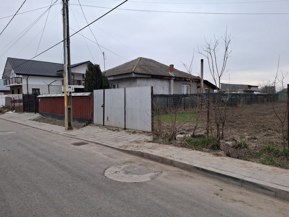 Vand teren intravilan!