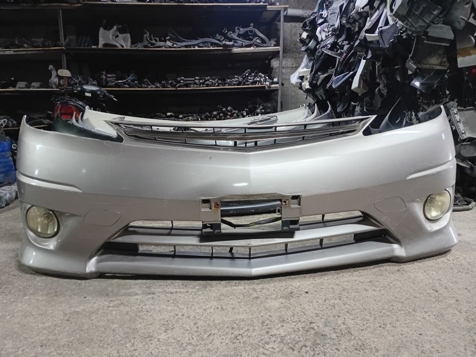 Передний бампер Toyota Estima 40кузов