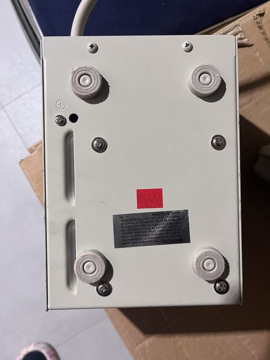 стабилизатор напряжения