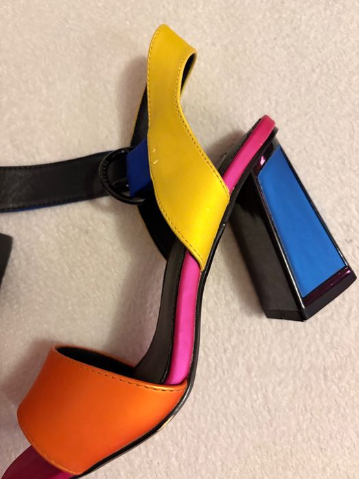 Сандали с ток Exe