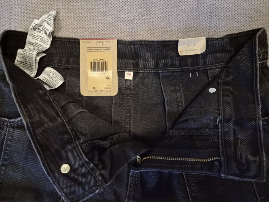 Нова Дамска пола с етикет Levi's