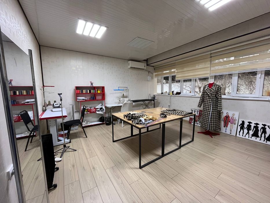 СРОЧНО Сдается оборудованное ателье, ТЦ Чиланзар