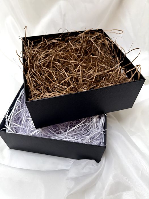 Подарочная коробка в наличии для 14-января