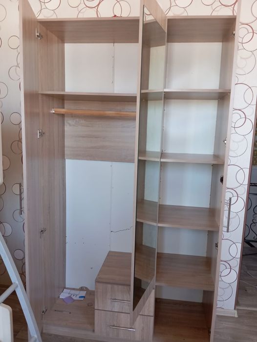 Шкаф в харошым качестве