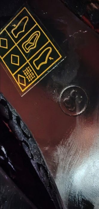 Vând pantofi cu toc