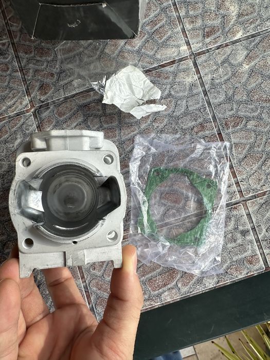 Cilindru, chiuloasa, bloc motor motocoasa,drujba, pocket bike 40-5 nou