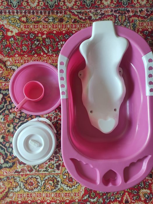 Ванночка для купания грудничка