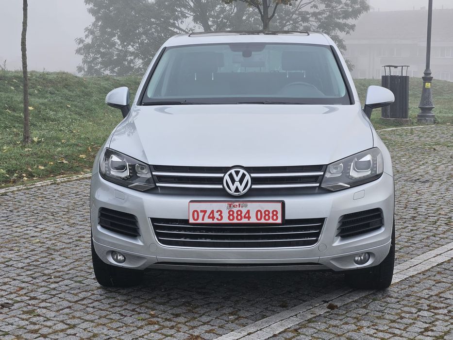 Volkswagen Touareg Tracțiune 4x4 An 2013 Motor 3.0  Diesel Panoramic